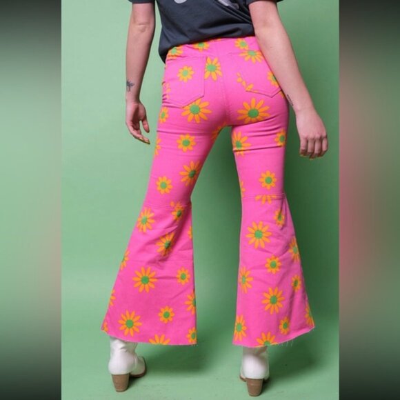 Free People Youthquake Pink Lipstick Combo Cropped Retro Flare Jeans Size 30 NWT - Picture 14 of 15